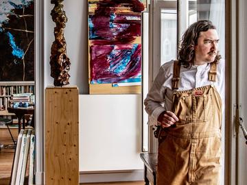 Jan De Cock in zijn atelier in Brugge