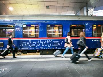 De Nightjet, nachttrein uit Wenen van spoorwegmaatschappij ÖBB-CFF