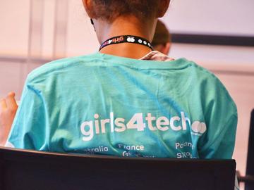 Women Code Festival 2018: Girls for tech