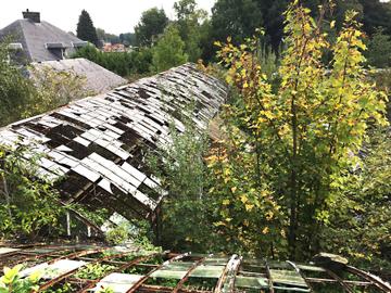 De vervallen serres van Stuivenberg 4