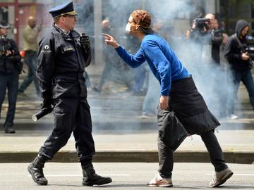 24 mei 2016: politiecommissaris Luc Vandersmissen tijdens een Nationale betoging van het gemeenschappelijk vakbondsfront