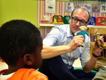 4 november 2019: bezoek van Vlaams minister van onderwijs Ben Weyts (N-VA) aan de Stedelijke Basisschool De Groene Planeet in Vilvoorde