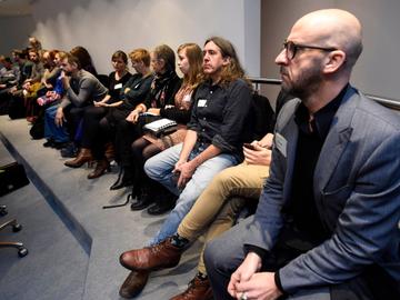 Protest van de Vlaamse cultuursector aan het Vlaams Parlement tegen de besparingen van de regering Jambon