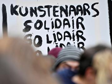 14 november 2019: protest van de Vlaamse cultuursector aan het Vlaams Parlement tegen de besparingen van de regering Jambon