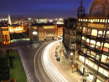 Muziekinstrumentenmuseum (MIM)  en Kunstberg by night