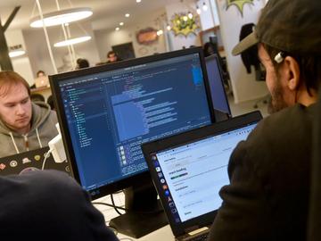 Molengeek, het Molenbeekse centrum voor beginnende informatica-ondernemers, kondigt in november 2019 een samenwerking met Proximus aan