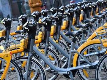 oorstelling van eVillo, de elektrische deelfiets van JC Decaux, op 29 november 2019