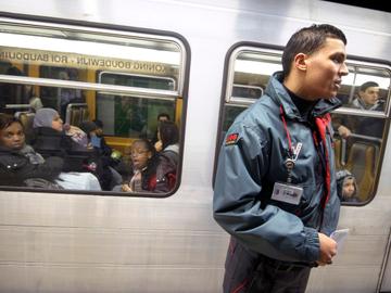 Bewakingsfirma Securitas bewaakt de Brusselse metro