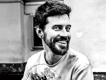 Pieter Gyssels, theatermaker, singer-songwriter, schilder