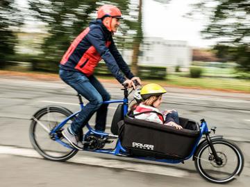 Bakfiets fietser transportfiets kinderen mobiliteit