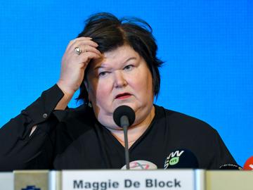 1 maart 2020: de federale regering, met Minister van Volksgezondheid Maggie De Block, (Open VLD), buigt zich over maatregelen tegen het coronavirus