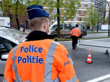 14 april 2020: verscherpte politiecontroles in Brussel om de coronacrisis te bedwingen en het naleven van de maatregelen af te dwingen