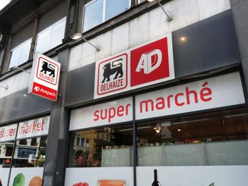 Delhaize aan de Anspachlaan, in het hart van de voetgangerszone