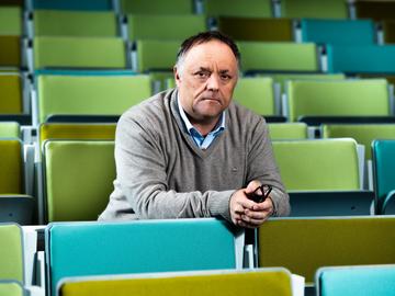 Marc Van Ranst, gewoon hoogleraar virologie, epidemiologie en bio-informatica aan de Katholieke Universiteit Leuven