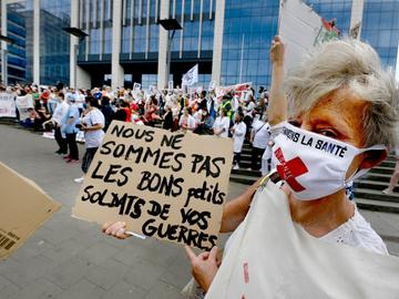 Zondag 14 juni: manifestatie van medisch en verzorgend personeel in Brussel als protest tegen de besparingen in de zorgsector. Ze keren zich tegen het beleid van federaal minister van gezondheid Maggie De Block.