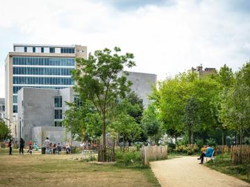 De heraanleg van het park aan het Fontainasplein als eindpunt van de voetgangerszone aan de centrale lanen werd afgerond in 2020