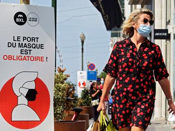 Het dragen van een mondmasker is verplicht wanneer de alarmdrempel in het Brussels gewest wordt overschreden