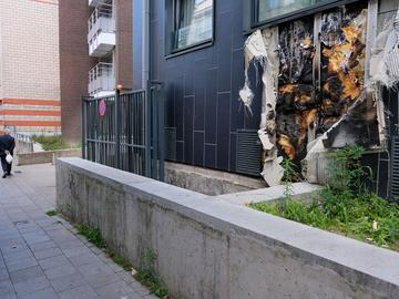 Schade in de Marollen: jongeren in de Krakeelwijk bestookten de brandweer met molotov-cocktails tijdens het weekend van 6 september 2020, met brandende auto's en afvalcontainers als gevolg. Ook werd de deur van een kinderdagverblijf geforceerd