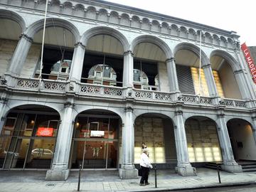 De Magdalenazaal in de Duquesnoystraat, vlakbij Centraal Station en Grote Markt