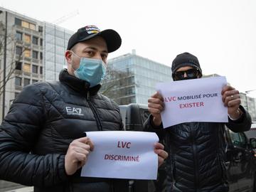 Uberchauffeurs protesteren aan het kabinet van Brussels minister-president Rudi Vervoort