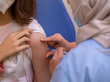 Vaccinatie van kinderen tussen 5 en 11 jaar met een lagere dosis van het Pfizer-vaccin is sinds eind december 2021 mogelijk