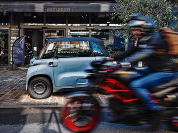 De microcar, volgens voorstanders dé oplossing voor het mobiliteitsprobleem in Brussel enandere grootsteden