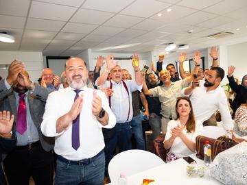 Verkiezingsdag 9 juni 2024: team Fouad Ahidar, partijbureau bij de bekendwording van de  verkiezingsuitslagen.