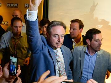 Verkiezingen 9 juni 2024: N-VA viert de verkiezingsoverwinning in Hotel Bloom Brussels met voorzitter Bart De Wever.