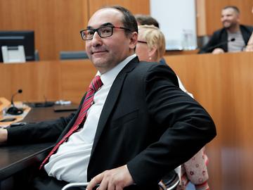 Ahmed Laaouej (PS) tijdens de eedaflegging in het Brussels parlement op 25 juni 2024