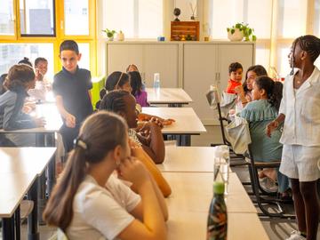 20240902 Eerste schooldag Paviljoen Schaarbeek klas school onderwijs DSC 7836