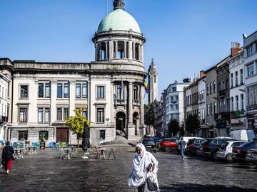 Sint-Jans-Molenbeek gemeenteplein