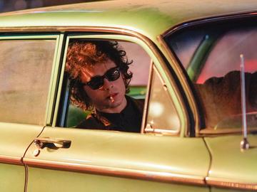 SLT0225 A complete unknow Thimothee Chalamet