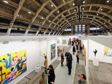 SLT042025 ART art Brussels