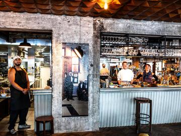 BRZ 20250827 1945 EAT AND DRINK Schmet