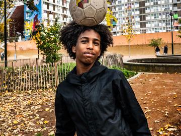 BRZ 20251112 1956 HANG-OUT Gaditto