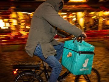 BRZ 20260218 1967 maaltijdkoerier sam3