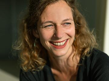 BRZ 20260415 1975 Sarah Vanhee  (C) Eva Donckers