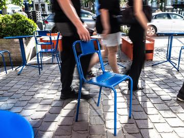 BRZ 20260603 1982 terrasstoelen Ateliers J  J