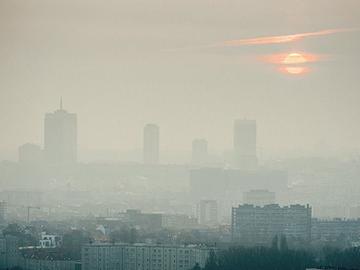 smog over Brussel 14 maart 2014 c Bart Dewaele