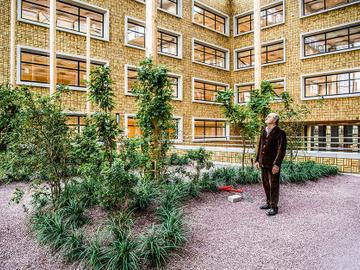 Willem Jan Neutelings B BRUZZ ACTUA 1584