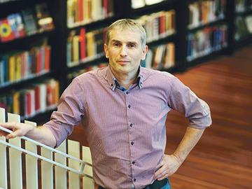 Roel Leemans BRUZZ 1530