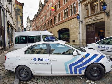 Politiekantoor Kolenmarkt BRUZZ 1541