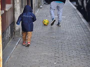 KINDEREN BRUZZ 1543