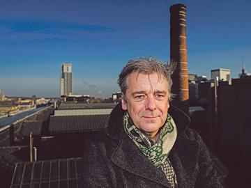 Guy Gypens BRUZZ 1549