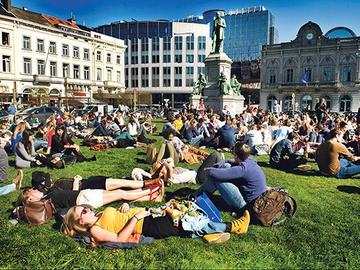 Luxemburgplein c Saskia Vanderstichele