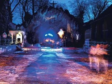 OLV van Lourdesgrot Jette c Saskia Vanderstichele