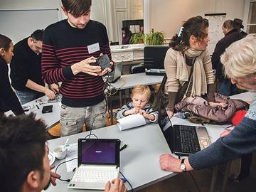 Repair Cafe Brussels Elzenhof c Dieter Telemans