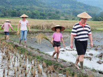 Zazie groeten uit Laos