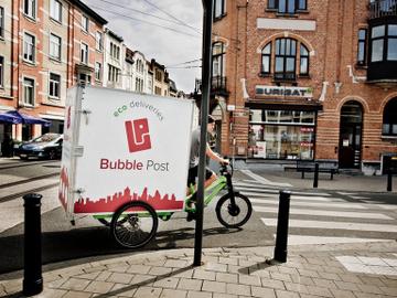 Bubble Post is een ecologisch koeriersbedrijf © Bubble Post - Emily Elleboog