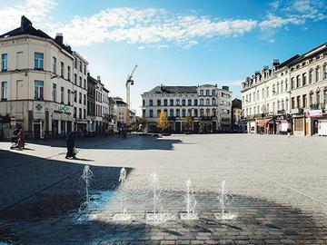 gemeenteplein Molenbeek c Bart Dewaele